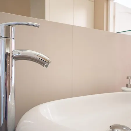 Citystay Szafarnia Апартаменты *